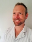 Damian Moore Principal Osteopath Oval Osteopathy Nine Elms Osteopathy and Vauxhall Village Osteopathy